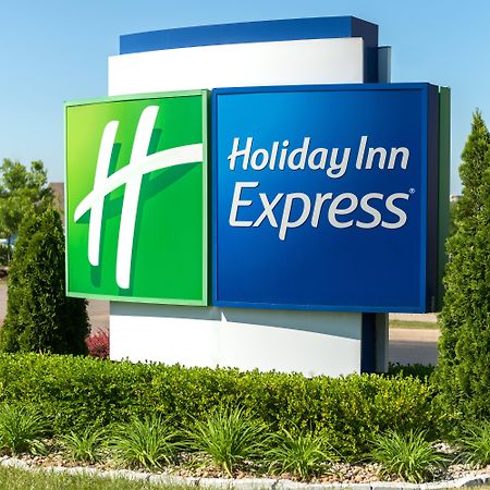 Holiday Inn Express & Suites Lexington Downtown Area-Keeneland By Ihg Exterior foto