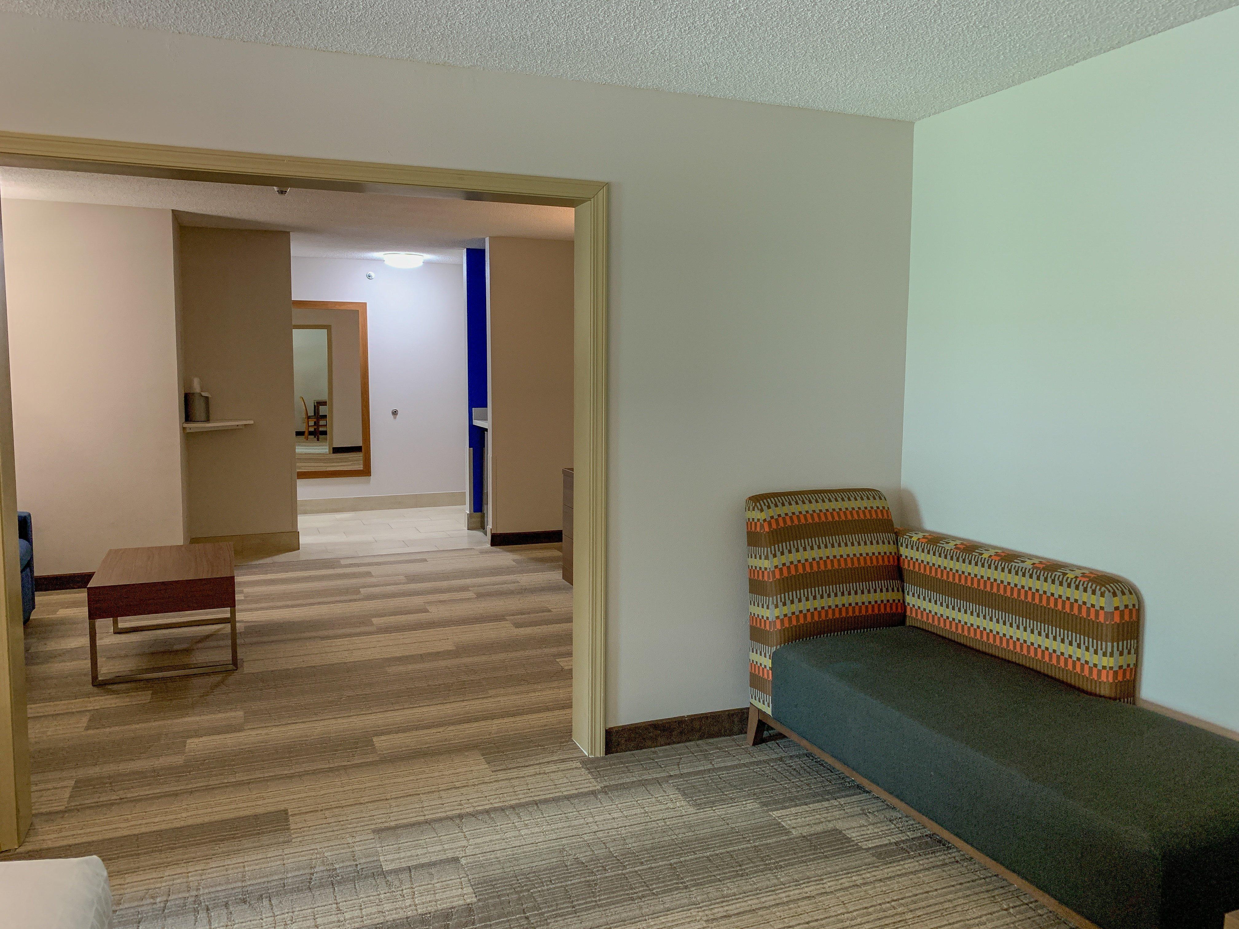 Holiday Inn Express & Suites Lexington Downtown Area-Keeneland By Ihg Exterior foto