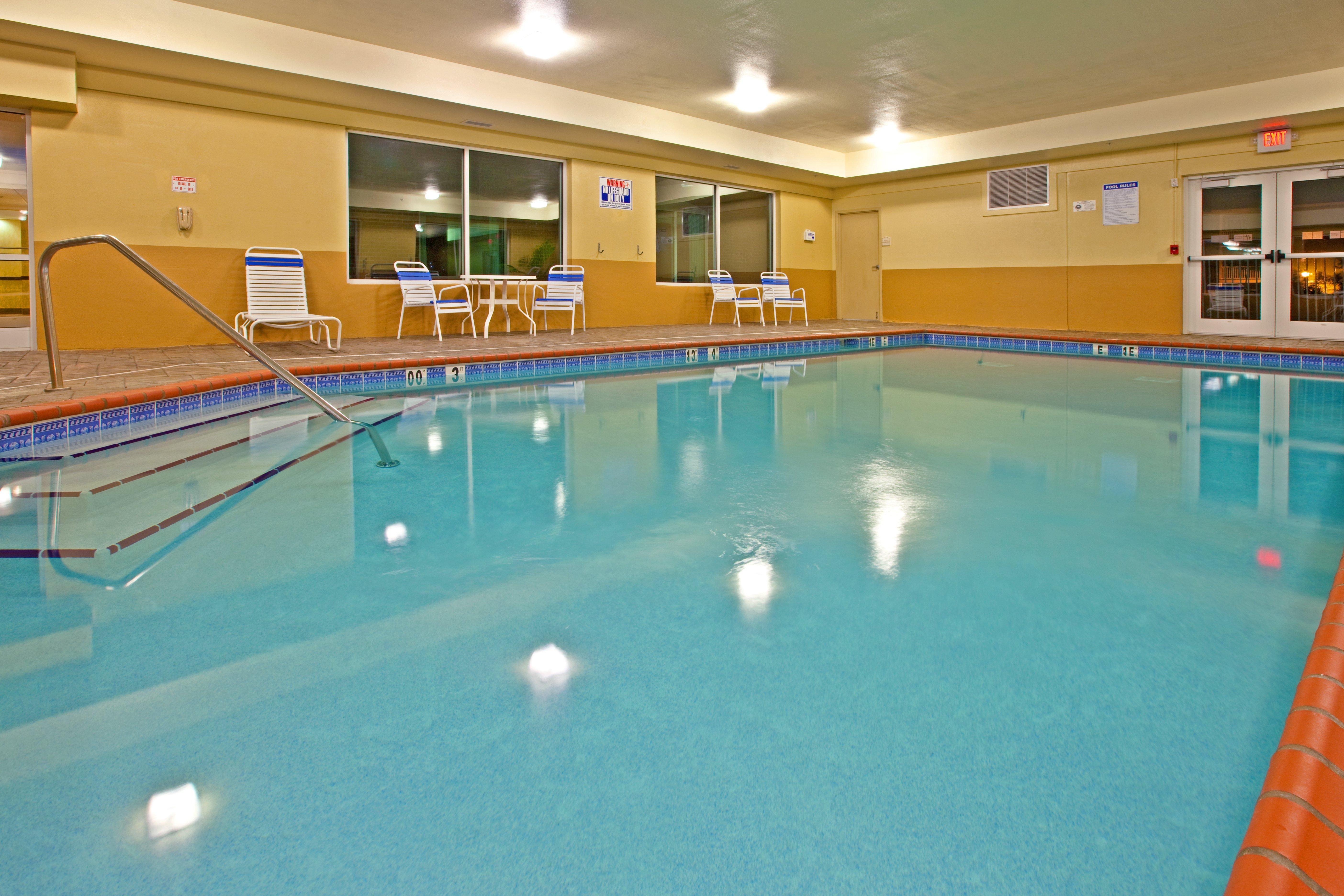 Holiday Inn Express & Suites Lexington Downtown Area-Keeneland By Ihg Exterior foto
