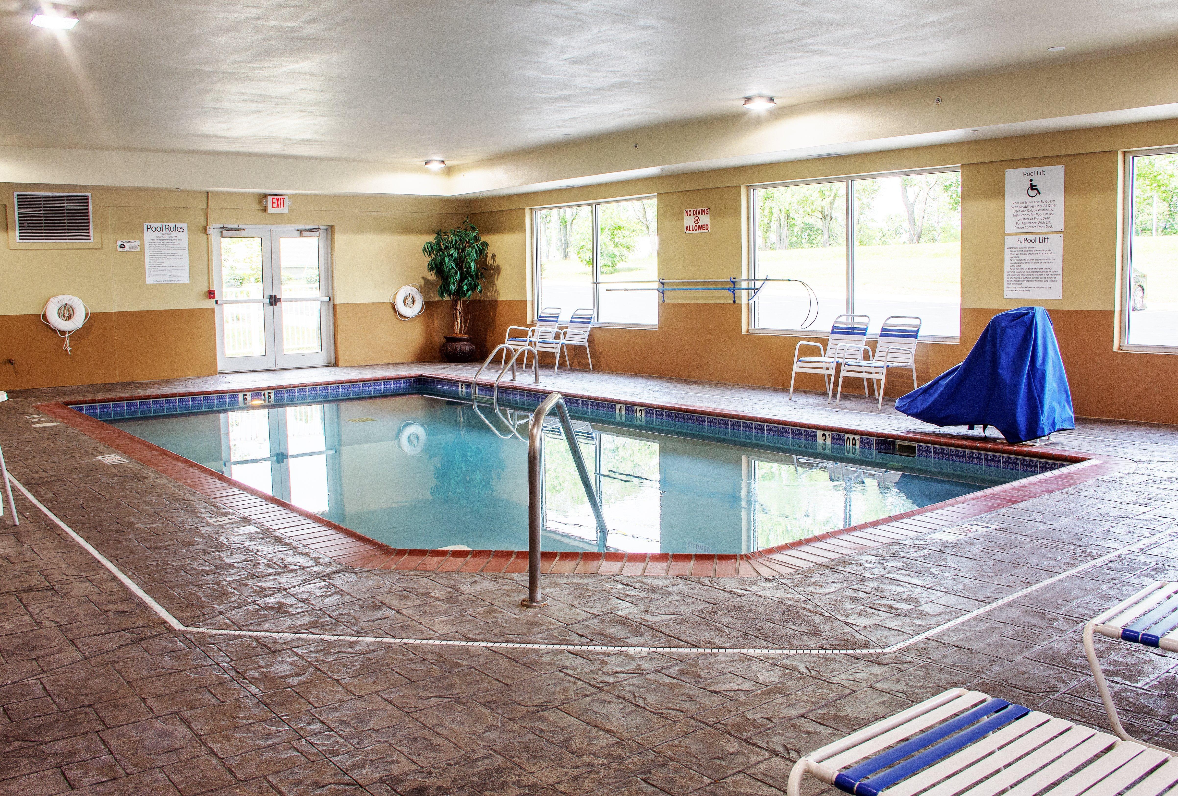 Holiday Inn Express & Suites Lexington Downtown Area-Keeneland By Ihg Exterior foto