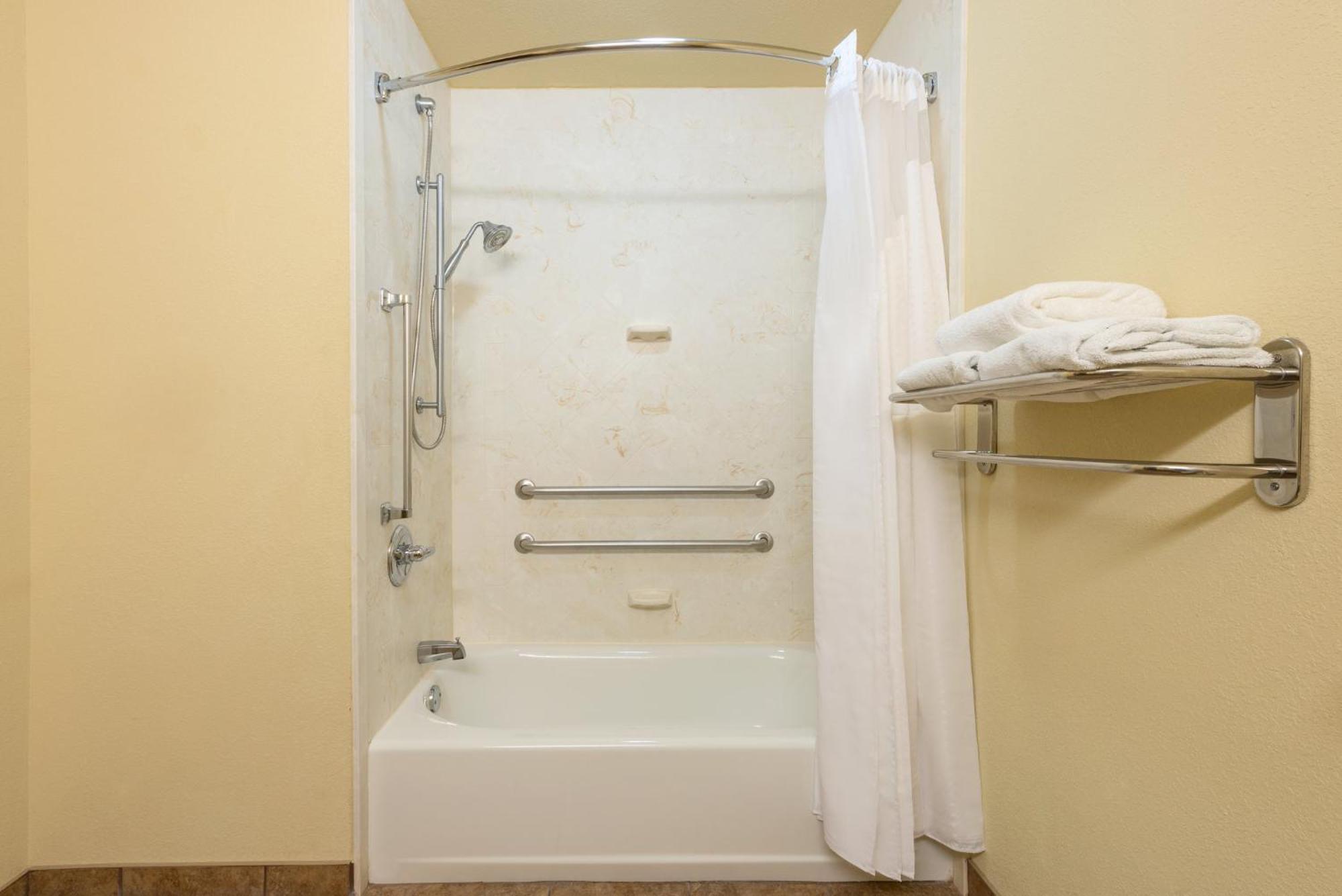 Holiday Inn Express & Suites Lexington Downtown Area-Keeneland By Ihg Exterior foto