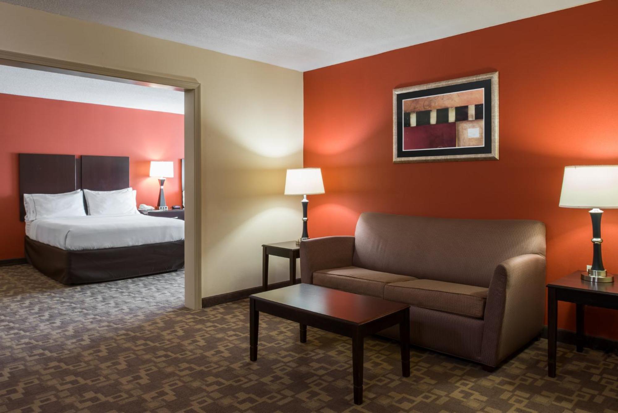 Holiday Inn Express & Suites Lexington Downtown Area-Keeneland By Ihg Exterior foto