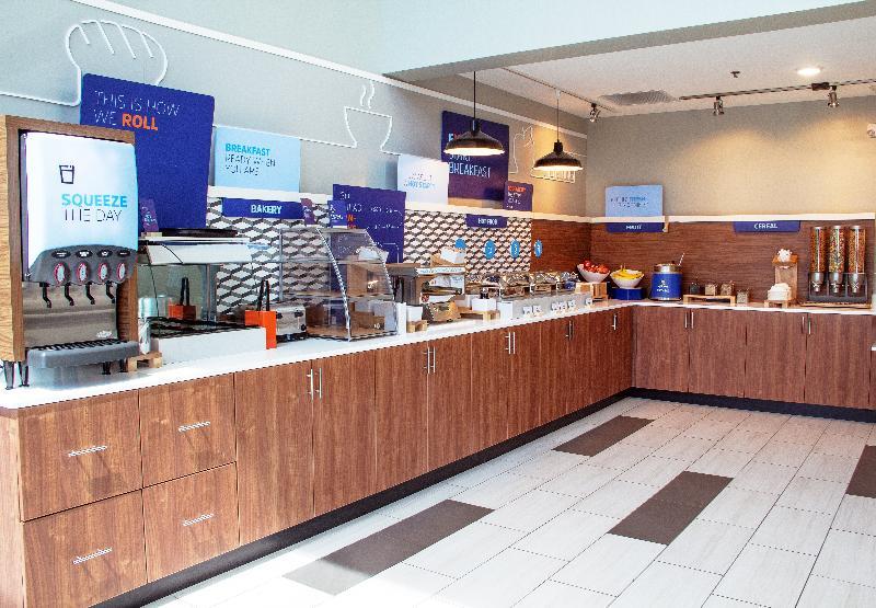 Holiday Inn Express & Suites Lexington Downtown Area-Keeneland By Ihg Exterior foto